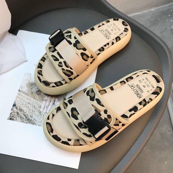 slippers 2021 summer leopard print women flat fashion flip flops leisure thick bottom high, Black
slippers 2021 summer leopard print women flat fashion flip flops leisure thick bottom high, Black