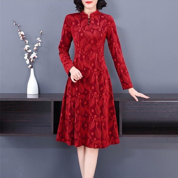 fall spring womens mandarin collar full sleeve red floral pattern cheongsam dress , 4xl slim chipao dresses for woman casual, Black;gray
fall spring womens mandarin collar full sleeve red floral pattern cheongsam dress , 4xl slim chipao dresses for woman casual, Black;gray