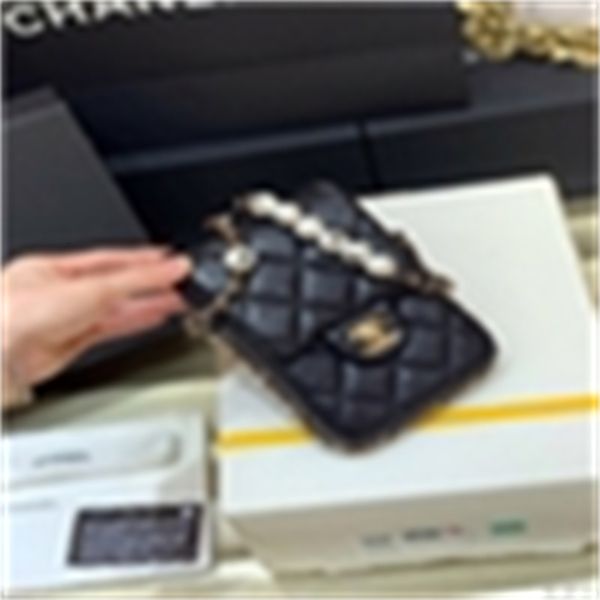 2020 new pearl letter mobile phone bag as1624 black women handbags iconic bags handles shoulder bags totes cross body bag clutches
2020 new pearl letter mobile phone bag as1624 black women handbags iconic bags handles shoulder bags totes cross body bag clutches