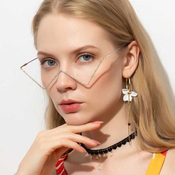 sunglasses fashion half metal frame decorativevintage no lens women sun glasses colorful rainbow diamond decoration eyewear, White;black
sunglasses fashion half metal frame decorativevintage no lens women sun glasses colorful rainbow diamond decoration eyewear, White;black
