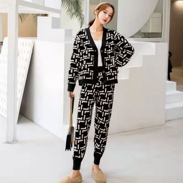 designer women's sweaters women coat luxury leisure windbreaker womens sweater two-piece set clothing s-xl, White;black
designer women's sweaters women coat luxury leisure windbreaker womens sweater two-piece set clothing s-xl, White;black