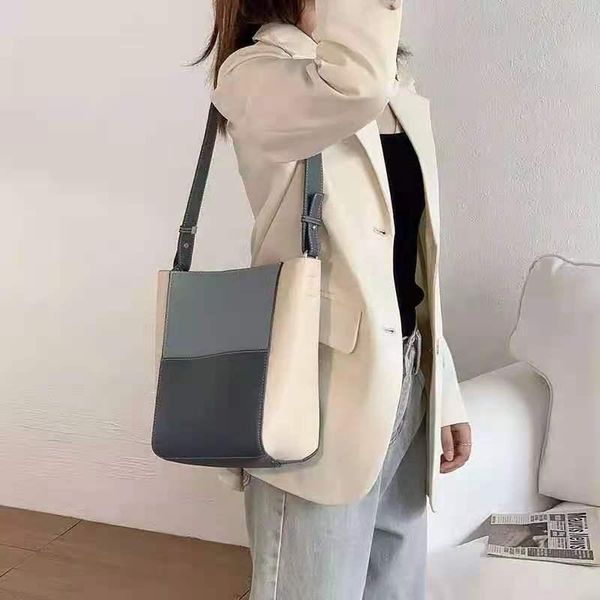 evening bags 2021 customized fashion handbag leather lady messenger bag caviar