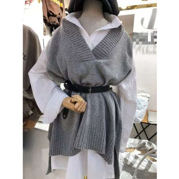 color sleeveless sweater, vest, women's autumn dress, front short back long medium v-neck knitting, White
color sleeveless sweater, vest, women's autumn dress, front short back long medium v-neck knitting, White