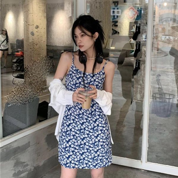 casua lblue print sling mini dress women high waist was thin and floral all-match summer backless ladies dresses casual, Black;gray
casua lblue print sling mini dress women high waist was thin and floral all-match summer backless ladies dresses casual, Black;gray