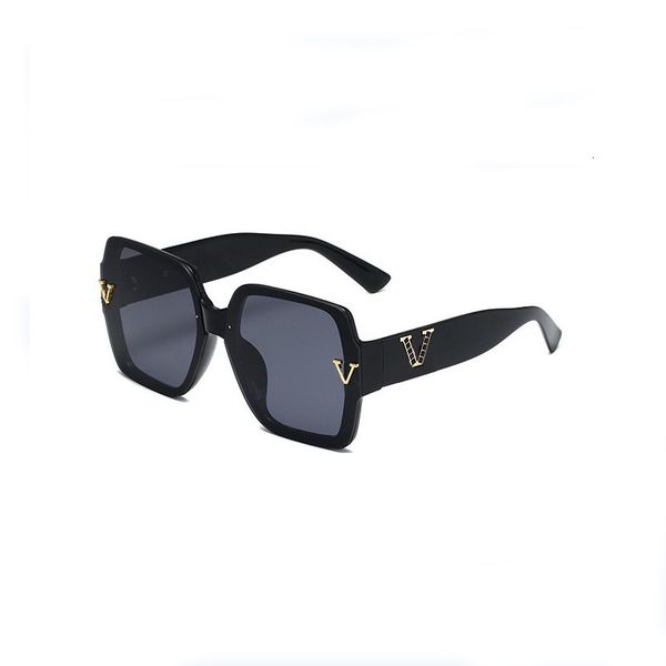 sunglasses 2021 designer luxury brand women men fashion square glasses frame vintage retro female oculos, White;black
sunglasses 2021 designer luxury brand women men fashion square glasses frame vintage retro female oculos, White;black