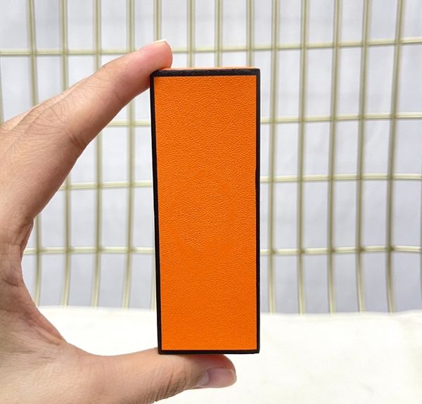 famous brand lip gloss makeup lipstick kiss beauty moisturizer natural long lasting nutritious rouge premierlash
famous brand lip gloss makeup lipstick kiss beauty moisturizer natural long lasting nutritious rouge premierlash