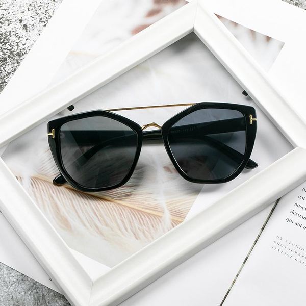 sunglasses 2021 fashion women's international designer trend square outdoor party glasses, White;black
sunglasses 2021 fashion women's international designer trend square outdoor party glasses, White;black
