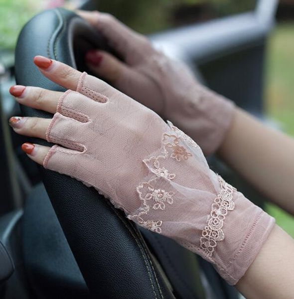 five fingers gloves women' spring summer fingerless driving sunscreen lace patchwork female slip-proof breathable glove r844, Blue;gray
five fingers gloves women' spring summer fingerless driving sunscreen lace patchwork female slip-proof breathable glove r844, Blue;gray