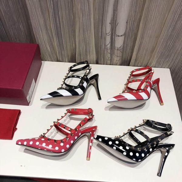 sandals 2021 woman shoes high heels sandal rivets thin heel pointed v brand classics stripe wedding with box, Black
sandals 2021 woman shoes high heels sandal rivets thin heel pointed v brand classics stripe wedding with box, Black