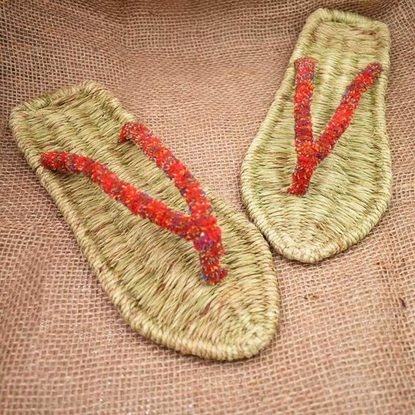 summer fashion slippers hand-knitted men's retro tide men and women sandals couple shoes cx-scrzt-, Black
summer fashion slippers hand-knitted men's retro tide men and women sandals couple shoes cx-scrzt-, Black