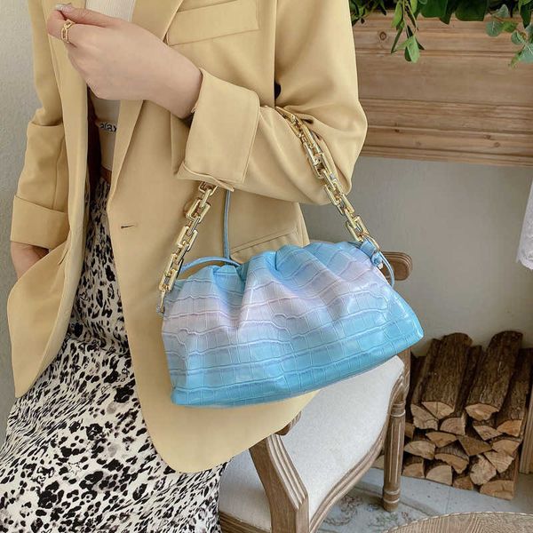2021 alligator gradient chain cloud bag girl fashion underarm bag fold one shoulder handbag
2021 alligator gradient chain cloud bag girl fashion underarm bag fold one shoulder handbag