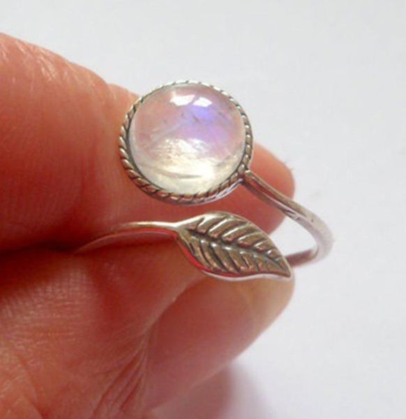 wedding rings creative leaf moonstone ring crystal adjustable little finger, Slivery;golden
wedding rings creative leaf moonstone ring crystal adjustable little finger, Slivery;golden