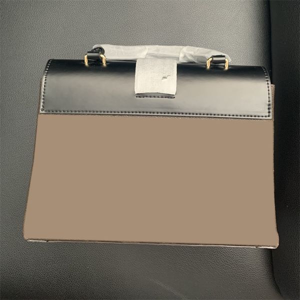 lady floral letters message bag woman quality handbag genuine leather handle brand designer checkers plaid sale discount 062301
lady floral letters message bag woman quality handbag genuine leather handle brand designer checkers plaid sale discount 062301