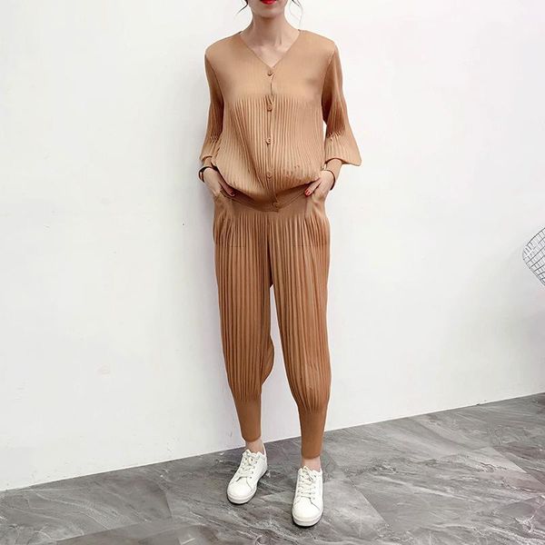 two piece dress lanmrem 2021 autumn and winter fashion v-neck solid color single-breasted shirt beam foot trousers suit women pb759, White
two piece dress lanmrem 2021 autumn and winter fashion v-neck solid color single-breasted shirt beam foot trousers suit women pb759, White