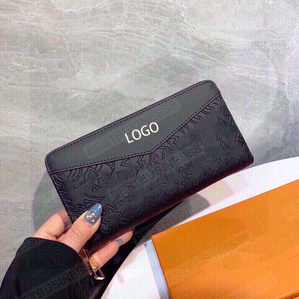 designer fashion brand men's hand wallet layer cowhide large-capacity real leather gifts are all good products
designer fashion brand men's hand wallet layer cowhide large-capacity real leather gifts are all good products