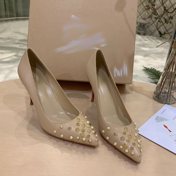 2021 good quality fashion women luxurys designers shoes designer sandals womens luxury high heels sandal dress shoess with box size 35-41 -n, Black
2021 good quality fashion women luxurys designers shoes designer sandals womens luxury high heels sandal dress shoess with box size 35-41 -n, Black