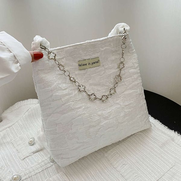 pleated shoulder bag 2021 summer tote bag texture canvas chain portable women's foreign style leisure menger
pleated shoulder bag 2021 summer tote bag texture canvas chain portable women's foreign style leisure menger