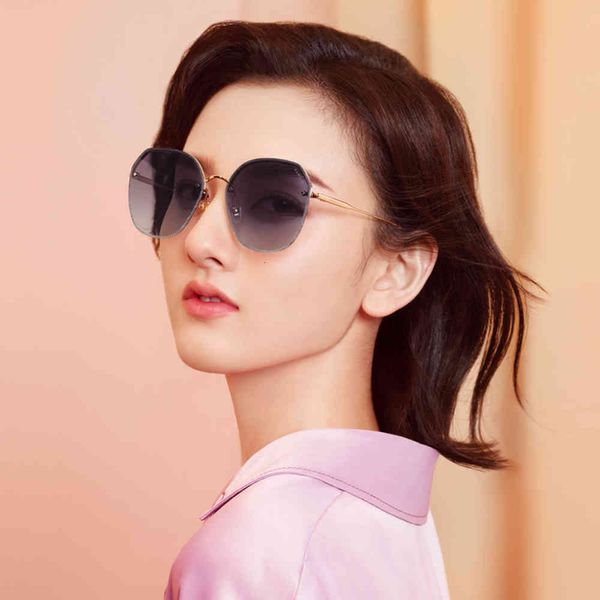 glasses parson sunglasses glitter powder large frame tidal anti ultraviolet fashion street shooting glasses, White;black
glasses parson sunglasses glitter powder large frame tidal anti ultraviolet fashion street shooting glasses, White;black