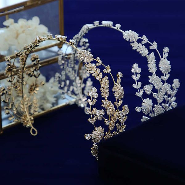 luxurious flower cubic zircon brides tiaras crown bridal diadema wedding hair accessories h0827, Slivery;golden
luxurious flower cubic zircon brides tiaras crown bridal diadema wedding hair accessories h0827, Slivery;golden