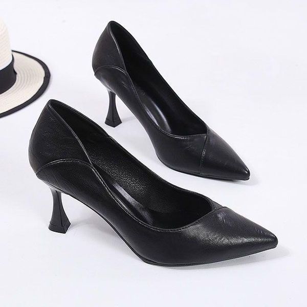 dress shoes 2021 stiletto pointed high heel soft leather professional all-match, Black
dress shoes 2021 stiletto pointed high heel soft leather professional all-match, Black