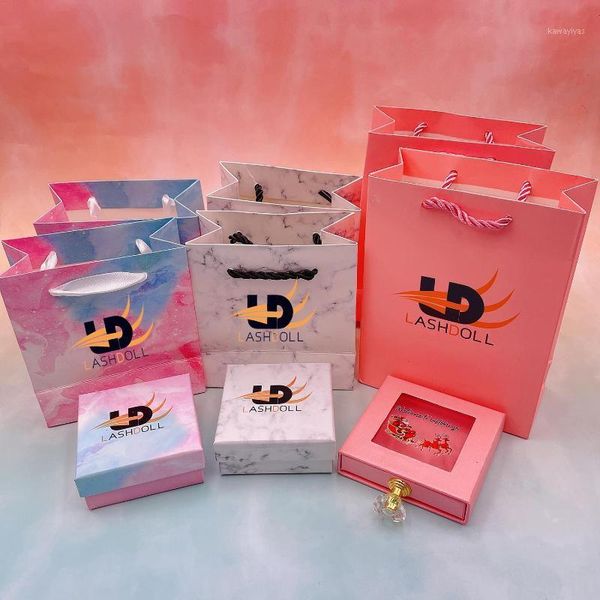 wolesale vendor 25mm mink eyelash packaging lash box paper bag custom gift handbag false eyelashes1
wolesale vendor 25mm mink eyelash packaging lash box paper bag custom gift handbag false eyelashes1