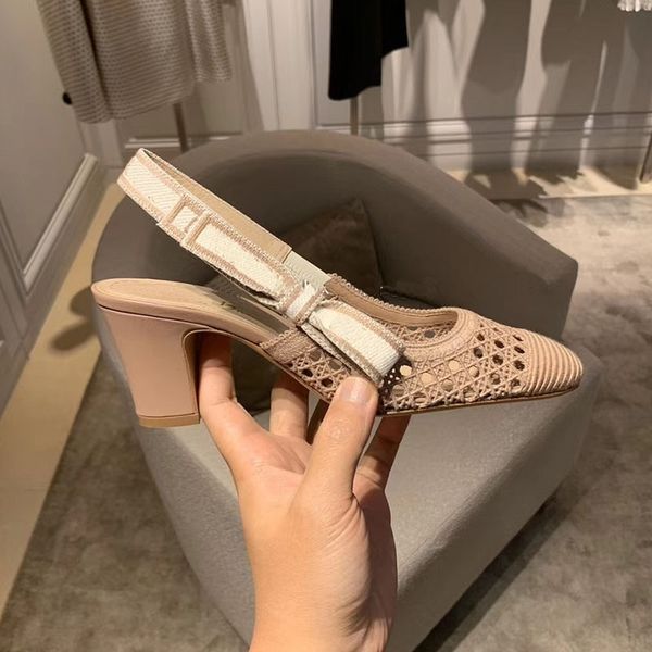 family 2021 spring and summer new sewing hollow breathable nude elastic band square head high thick heel sandal female, Black
family 2021 spring and summer new sewing hollow breathable nude elastic band square head high thick heel sandal female, Black