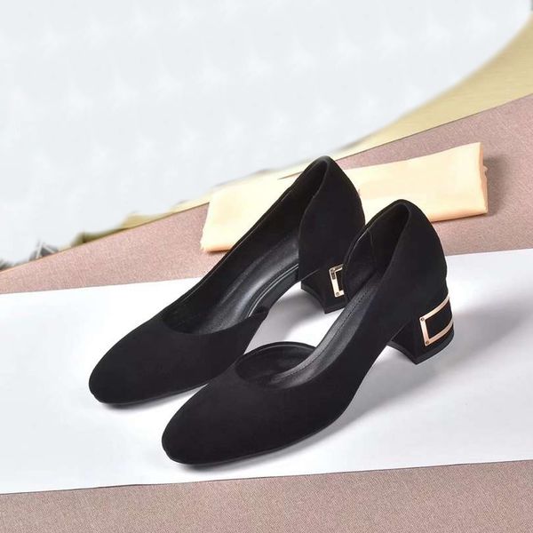 luxury designer dress shoes mid-high heels classic letters leather chain shoes girls party wedding festival loui vuttones afdgddd, Black
luxury designer dress shoes mid-high heels classic letters leather chain shoes girls party wedding festival loui vuttones afdgddd, Black