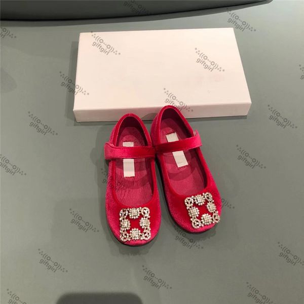 fashion diamond princess shoes hipster kids designer girl's sneakers outdoor dress up luxury children sports shoes, Black;red
fashion diamond princess shoes hipster kids designer girl's sneakers outdoor dress up luxury children sports shoes, Black;red