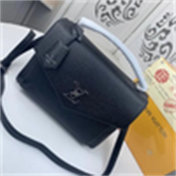 bags cross brand shoulder designer handbags, shoulder luxury handbags iconic m51415 handles m54877 bags totes m53506 body bag women's c
bags cross brand shoulder designer handbags, shoulder luxury handbags iconic m51415 handles m54877 bags totes m53506 body bag women's c