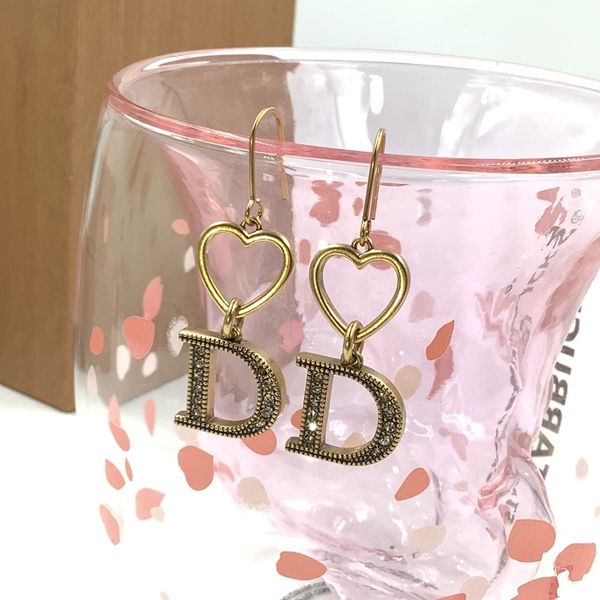 2021 new designer family silver needle korean heart-shaped long earhook female 2021 tassel temperament net red earrings, Golden
2021 new designer family silver needle korean heart-shaped long earhook female 2021 tassel temperament net red earrings, Golden