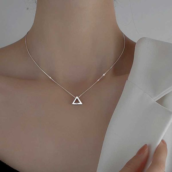 designer necklace 925 sterling silver shiny double triangle love zircon circle s pendants gift for girl box chain choker collar gift
designer necklace 925 sterling silver shiny double triangle love zircon circle s pendants gift for girl box chain choker collar gift