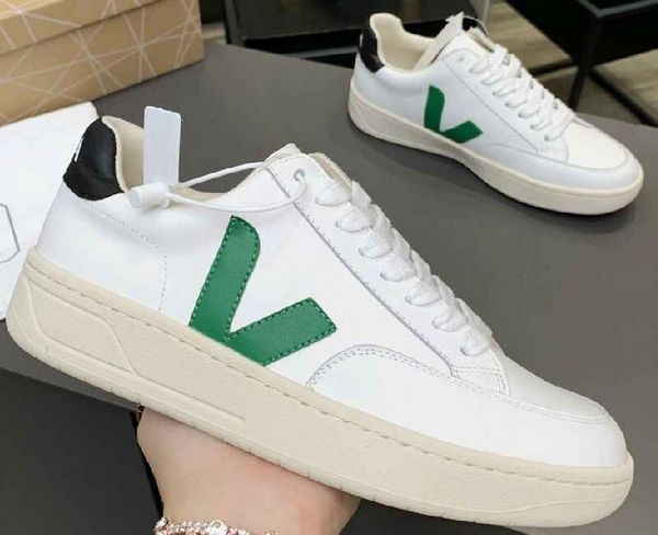 realfine888 dress shoes 5a 6511210 veja v-12 leather shoe for women sneaker trainer sports runing with box size 35-45, Black
realfine888 dress shoes 5a 6511210 veja v-12 leather shoe for women sneaker trainer sports runing with box size 35-45, Black