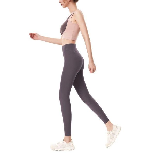 double-sided brushed yoga pants feeling tight hips high waist running sports stretch ankle-length fitness women's outfit
double-sided brushed yoga pants feeling tight hips high waist running sports stretch ankle-length fitness women's outfit