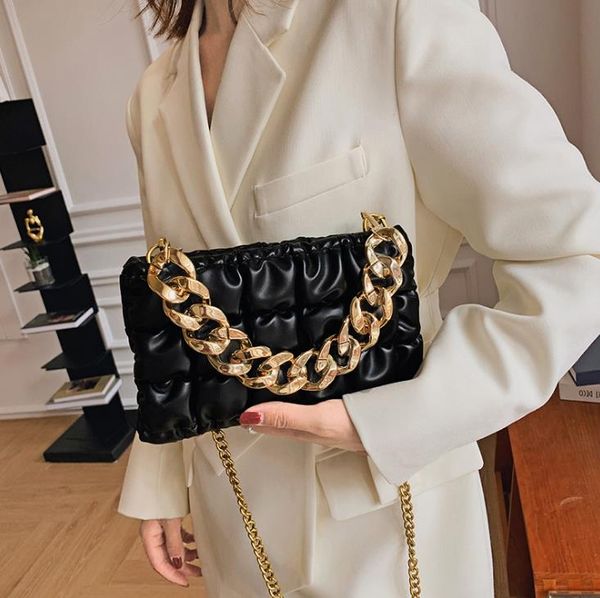 shoulder bags autumn/winter female niche design messenger wild fold single small square bag
shoulder bags autumn/winter female niche design messenger wild fold single small square bag