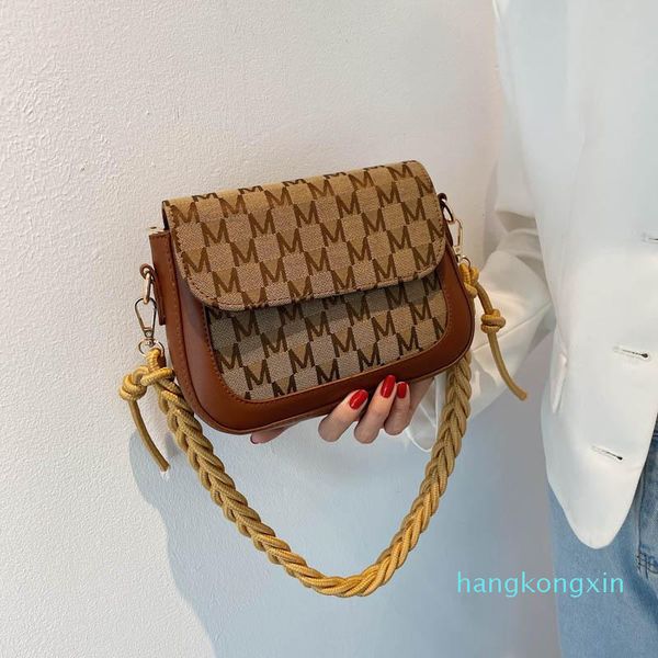 evening bags square crossbody bag 2021 summer letter print pu leather women's designer handbag small shoulder messenger b777
evening bags square crossbody bag 2021 summer letter print pu leather women's designer handbag small shoulder messenger b777