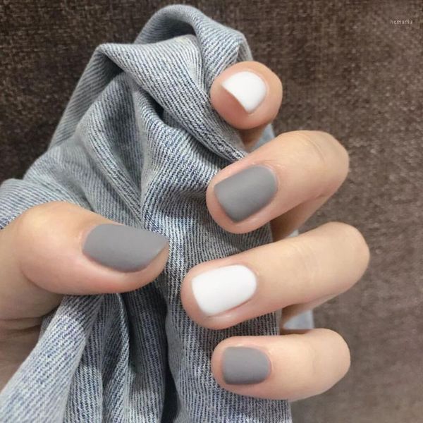 24pcs frosted short false nails with glue white grey matte fake nail removable artificial patch ti1, Red;gold
24pcs frosted short false nails with glue white grey matte fake nail removable artificial patch ti1, Red;gold