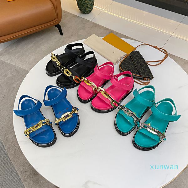2021 luxury brand sandals metal chain senior designer summer women's shoes fashion beach slippers 97 blue green, Black
2021 luxury brand sandals metal chain senior designer summer women's shoes fashion beach slippers 97 blue green, Black