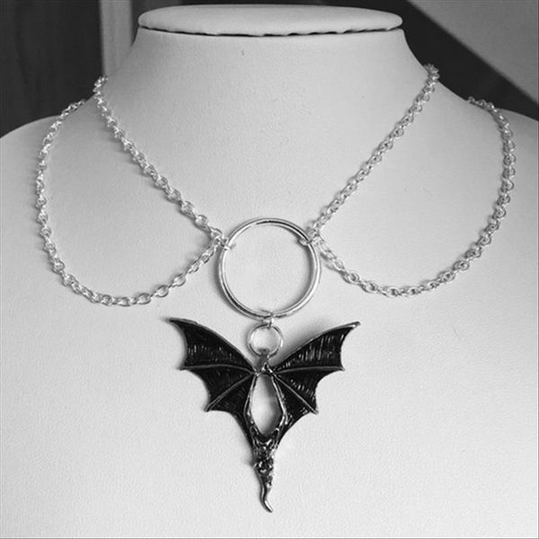pendant necklaces fashion flying vampire bat necklace retro gothic witch jewelry creative gift punk demon girl aesthetic, Silver
pendant necklaces fashion flying vampire bat necklace retro gothic witch jewelry creative gift punk demon girl aesthetic, Silver