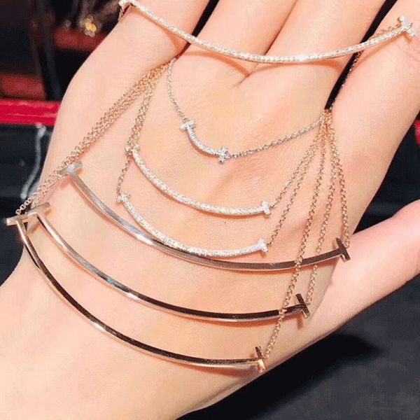 t family necklace 925 sterling sier plated 18k rose gold size smile face pendant women's diamond clavicle chain, White
t family necklace 925 sterling sier plated 18k rose gold size smile face pendant women's diamond clavicle chain, White