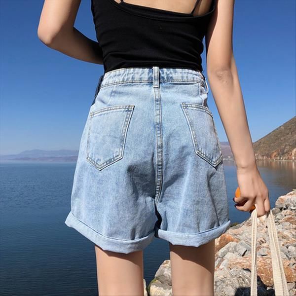 casual loose basic light women short blue high waist summer button fashion arrival female shorts, White;black
casual loose basic light women short blue high waist summer button fashion arrival female shorts, White;black