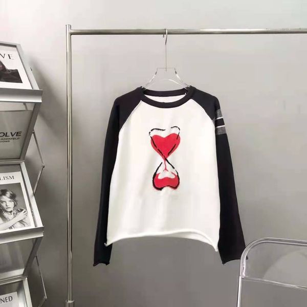 luxury design early autumn women's cashmere knitted long love hourglass hanging wool sleeve color matching round neck knitting, White
luxury design early autumn women's cashmere knitted long love hourglass hanging wool sleeve color matching round neck knitting, White