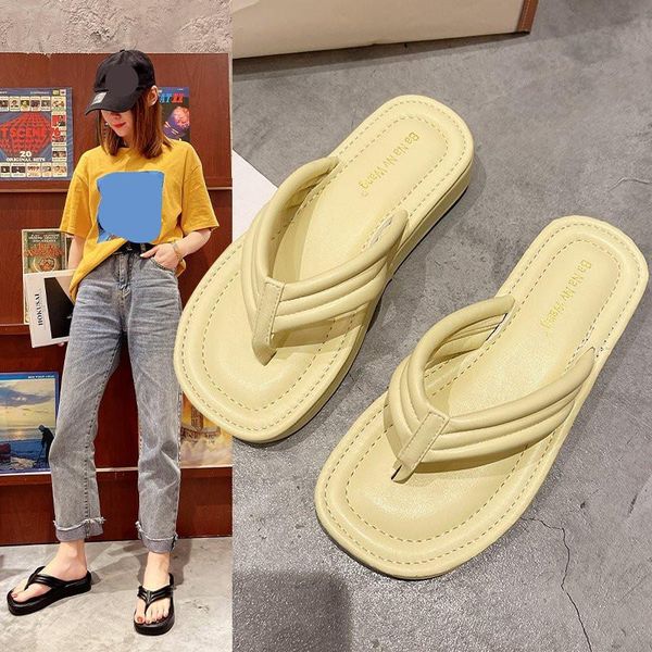 slippers shoes woman 2021 casual platform shale female beach rubber flip flops pantofle low luxury flat sabot hawaiian pu sc, Black
slippers shoes woman 2021 casual platform shale female beach rubber flip flops pantofle low luxury flat sabot hawaiian pu sc, Black