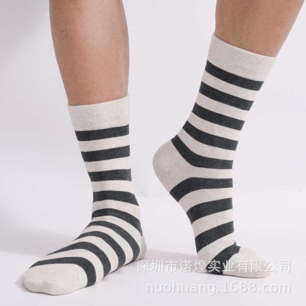 socks men's high waist tide stripe seasons business combed cotton medium tube large socks, Black
socks men's high waist tide stripe seasons business combed cotton medium tube large socks, Black