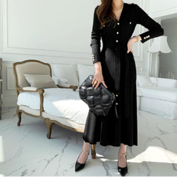 casual dresses korean elegant women single-breasted long sleeve office lady knitting french v-neck belt one-piece sweater vestidos, Black;gray
casual dresses korean elegant women single-breasted long sleeve office lady knitting french v-neck belt one-piece sweater vestidos, Black;gray