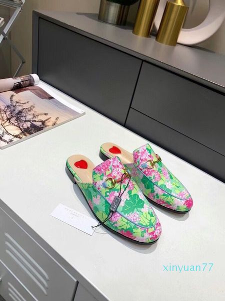 designer baotou men women leather slippers loafers soft cowhide lazy shoes metal buckle beach slides mules princetown classic lady, Black
designer baotou men women leather slippers loafers soft cowhide lazy shoes metal buckle beach slides mules princetown classic lady, Black