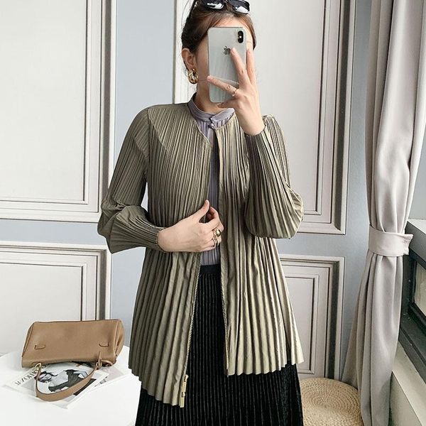 women's jackets pleated fashion short and loose spring autumn 2021 style zipper coat, Black;brown
women's jackets pleated fashion short and loose spring autumn 2021 style zipper coat, Black;brown
