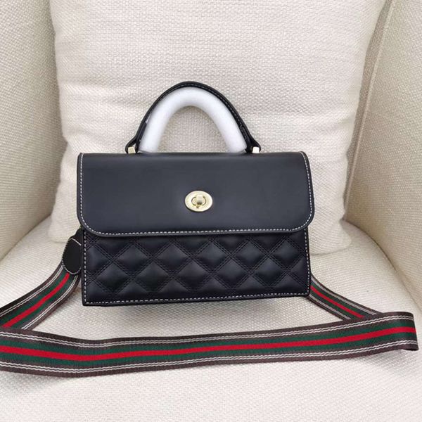 yiding industry trend women's 5501 new korean fashion messenger single shoulder simple portable bag
yiding industry trend women's 5501 new korean fashion messenger single shoulder simple portable bag