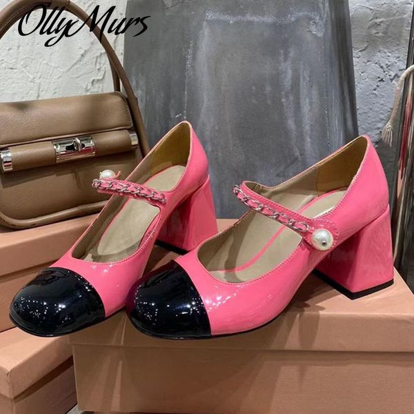 glossy patent leather cap-toe mary jane pumps chain strap women high heels 2021 pink runway shoes chunky heel dress, Black
glossy patent leather cap-toe mary jane pumps chain strap women high heels 2021 pink runway shoes chunky heel dress, Black