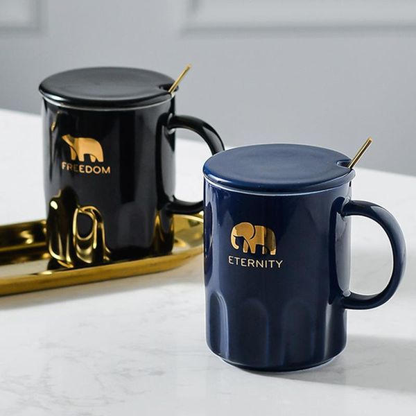 1pcs 375ml gold animal pattern ceramic cup with lid and spoon creative nordic matte coffee mug set gifts for friends mugs
1pcs 375ml gold animal pattern ceramic cup with lid and spoon creative nordic matte coffee mug set gifts for friends mugs