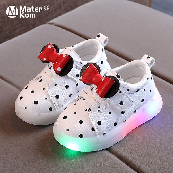 size 21-30 baby led shoes for girls anti-slippery luminous sneakers breathable glowing casual sneakers girls led light up shoes, Black;red
size 21-30 baby led shoes for girls anti-slippery luminous sneakers breathable glowing casual sneakers girls led light up shoes, Black;red